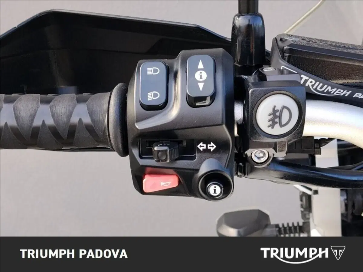 Triumph Tiger Explorer XC 1215 ABS (2011 - 16) (12)