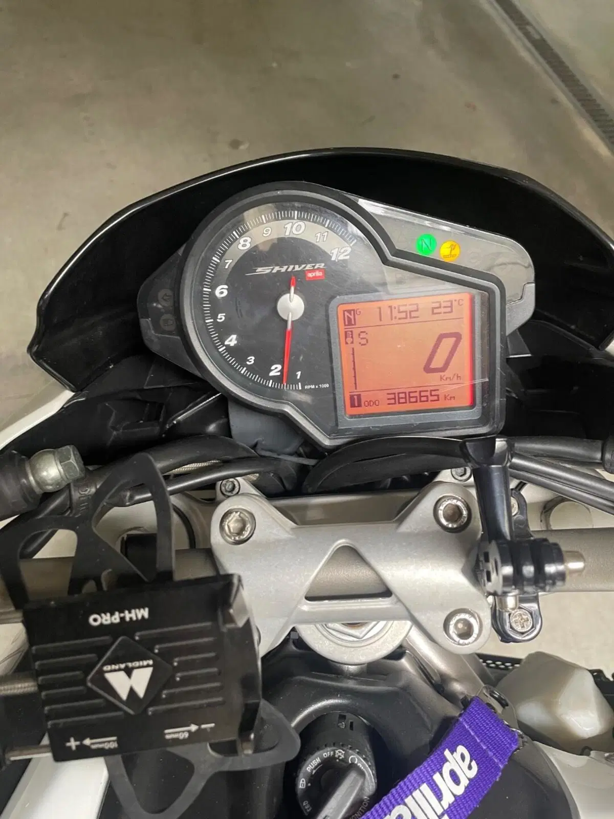 Aprilia Shiver 750 (2010 - 16) (7)