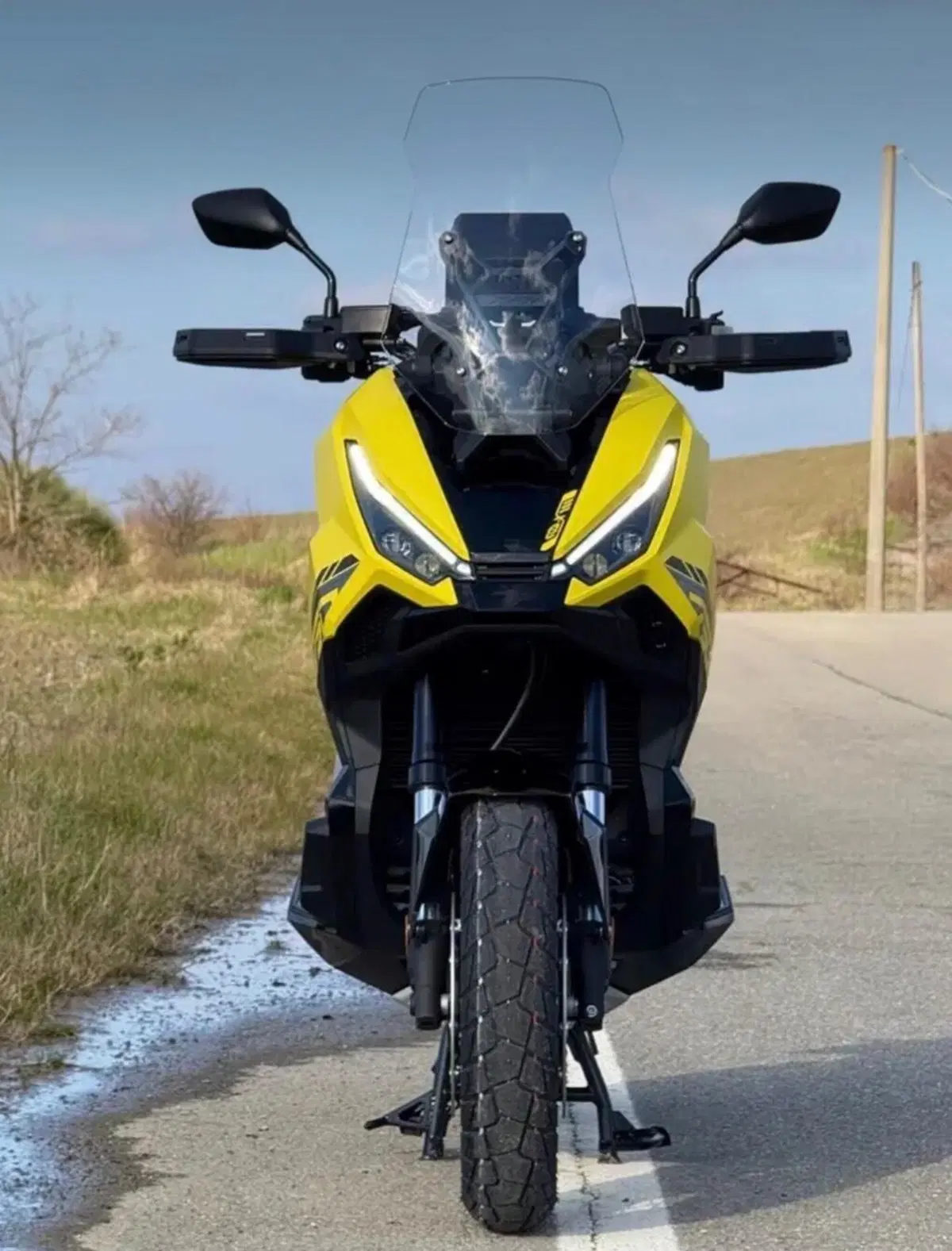 Honda X-ADV 750 Adventure (2025 - 26) (2)