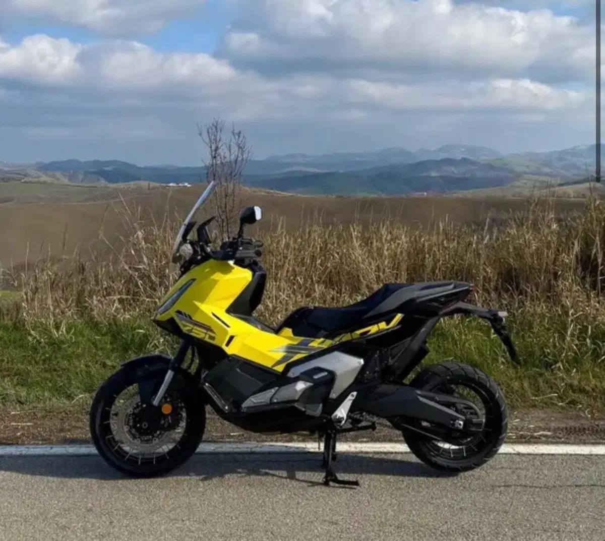 Honda X-ADV 750 Adventure (2025 - 26) (4)