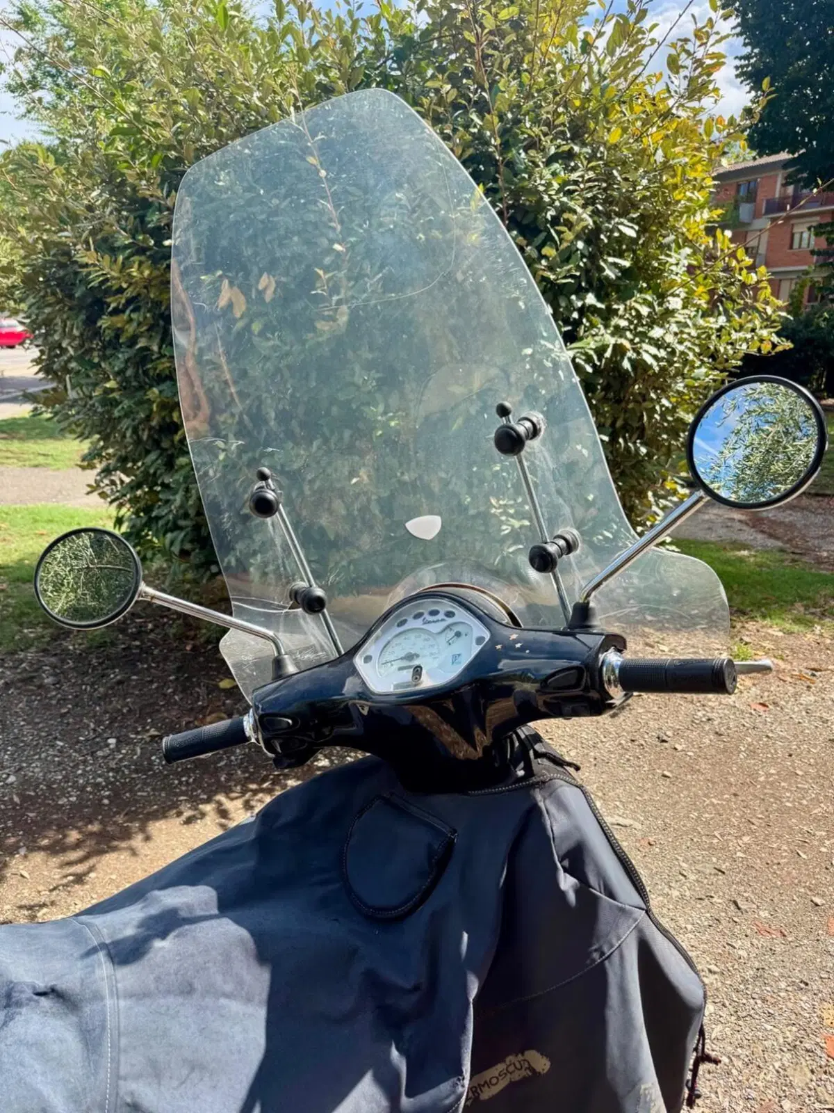 Vespa LX 50 4T (2009 - 14) (2)