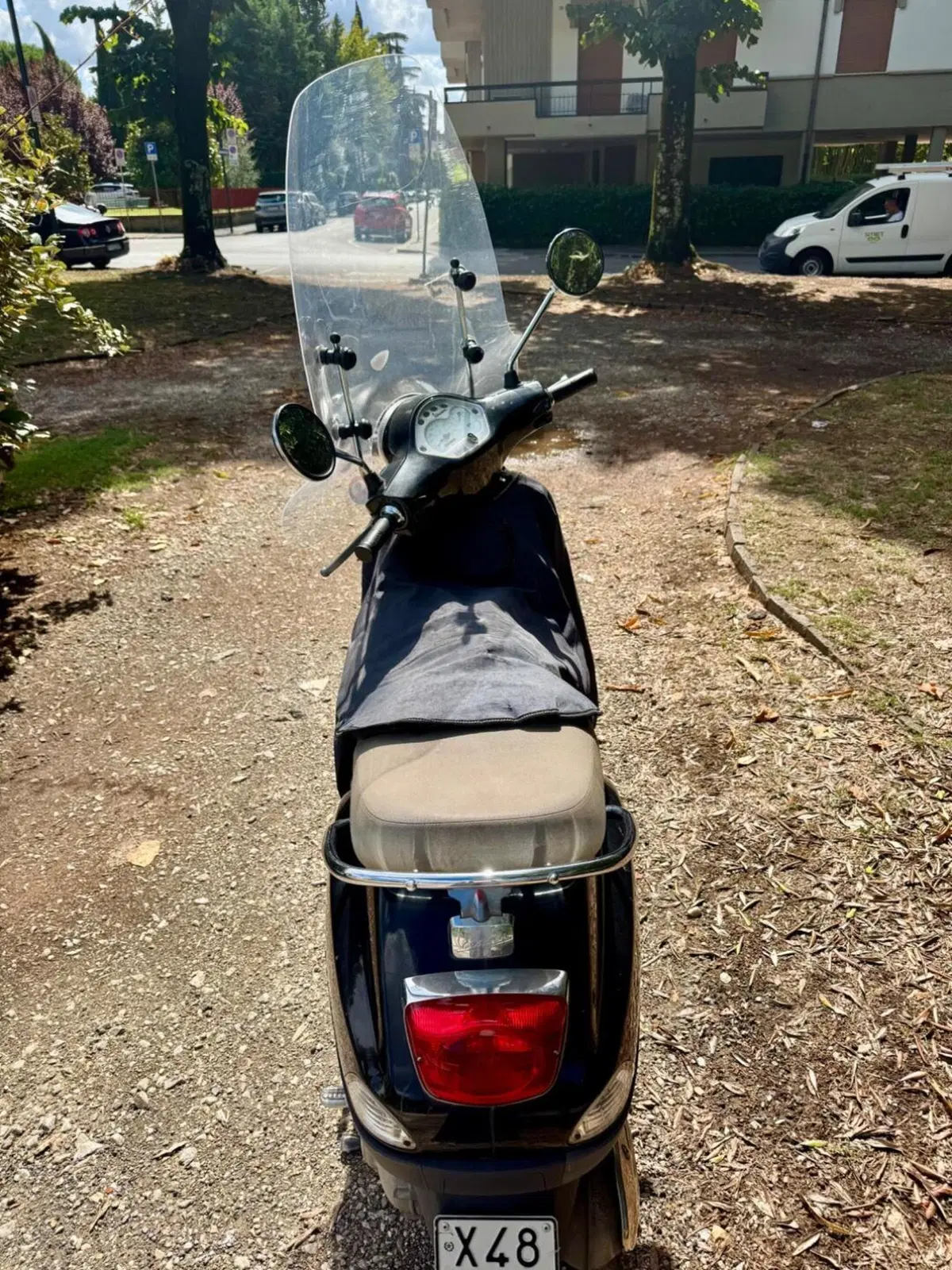 Vespa LX 50 4T (2009 - 14) (4)