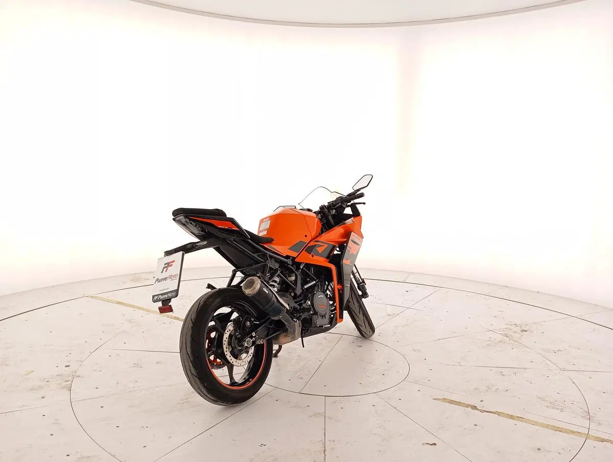 KTM RC 390 (2022 - 26) (4)