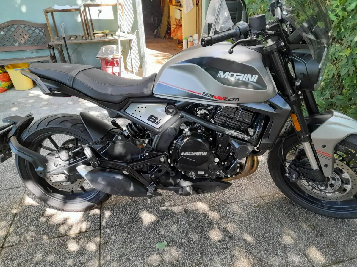 Moto Morini SEIEMMEZZO STR (2022 - 26) (5)