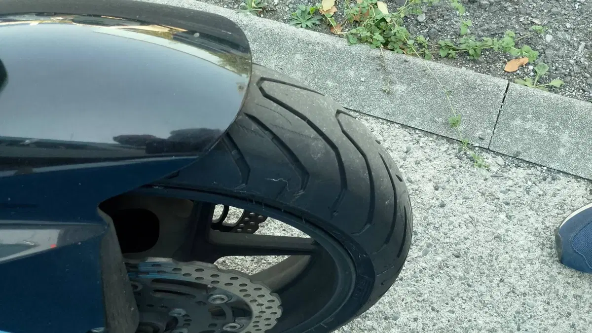 Kawasaki Z 750 (2007 - 14) (5)