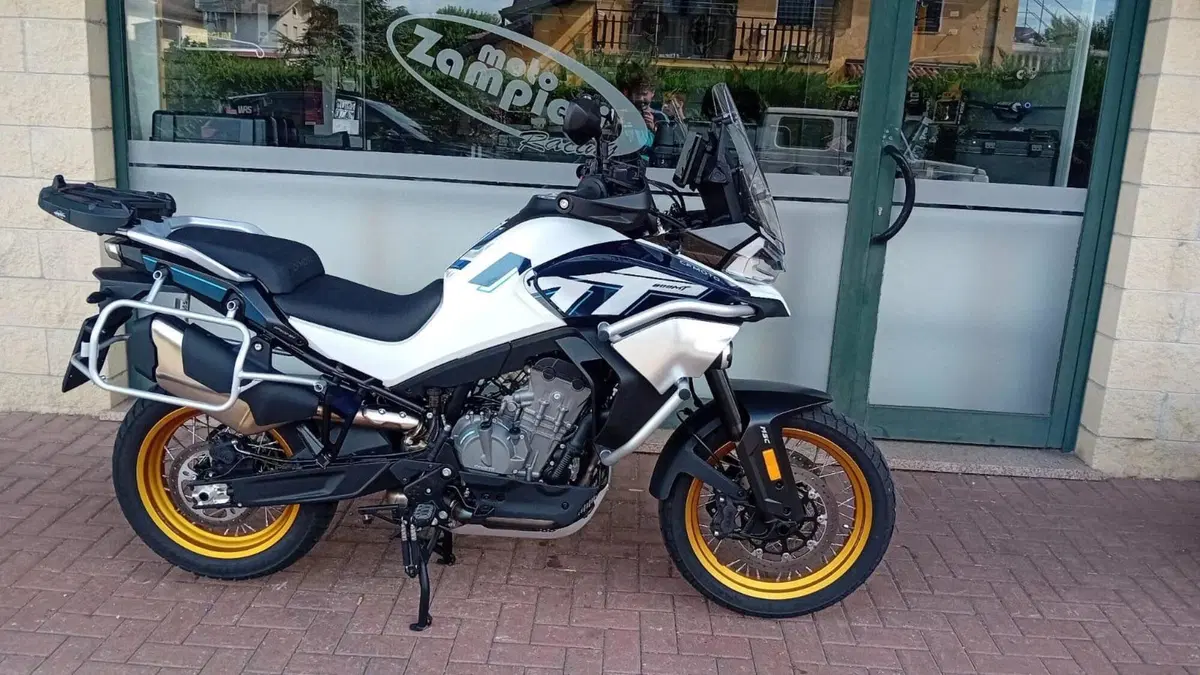CFMOTO 800MT Explore (2023 - 26)