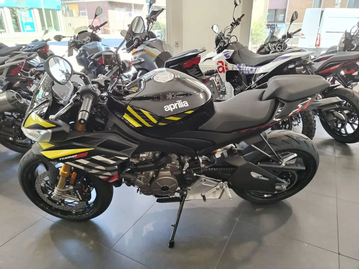 Aprilia Tuono 660 Factory (2025 - 26)