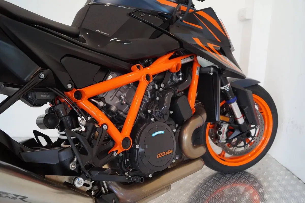 KTM 1290 Super Duke R EVO (2022 - 23) (7)