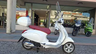 Vespa Primavera 150 3V ie ABS (2014 - 16) usata