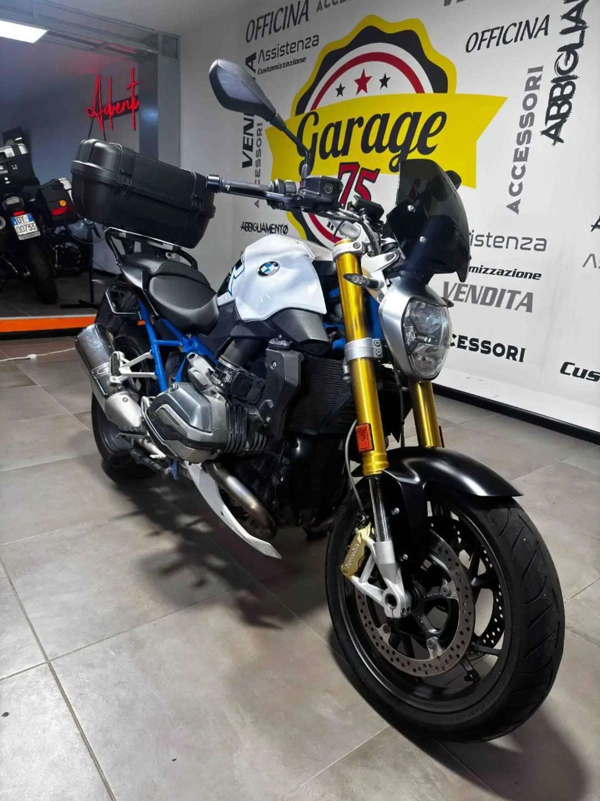 Bmw R 1200 R (2017 - 18) (2)