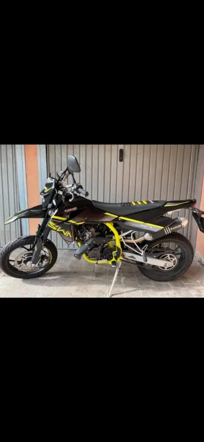 Swm SM 125 R (2022 - 24) usata