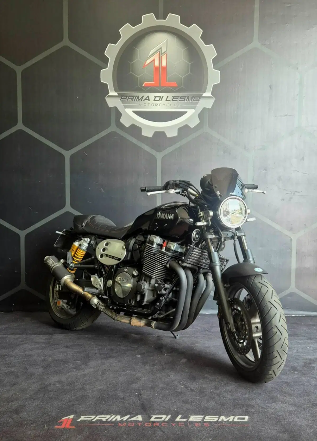 Yamaha XJR 1300 (2015 - 17) (4)