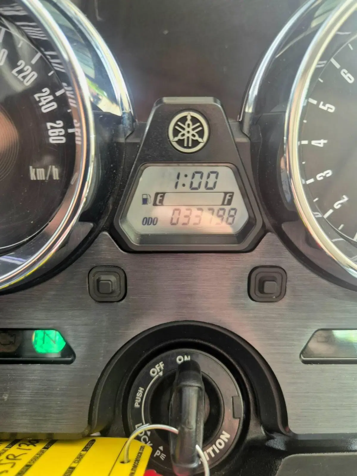 Yamaha XJR 1300 (2015 - 17) (7)