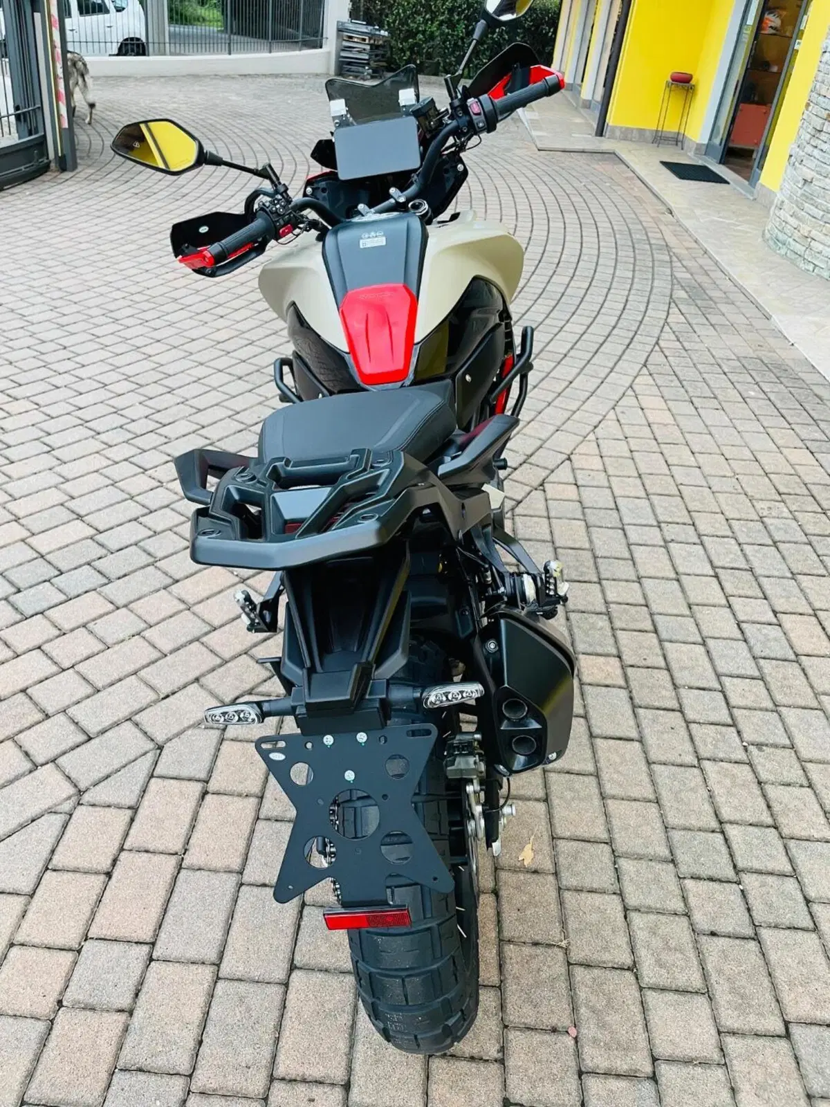 Benelli TRK 902 Xplorer (2026) (5)