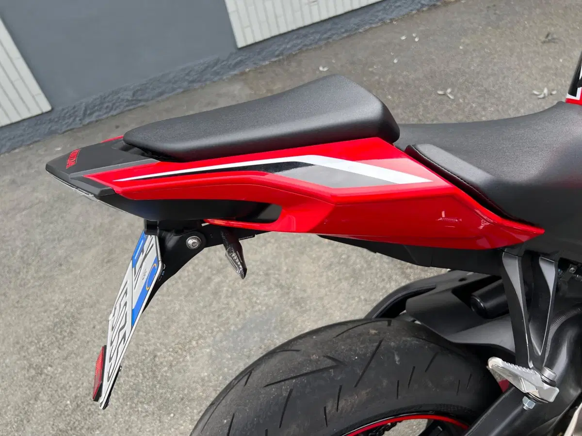 Honda CBR 1000 RR Fireblade (2017 - 19) (11)