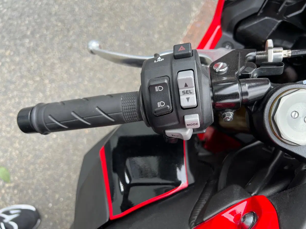 Honda CBR 1000 RR Fireblade (2017 - 19) (13)