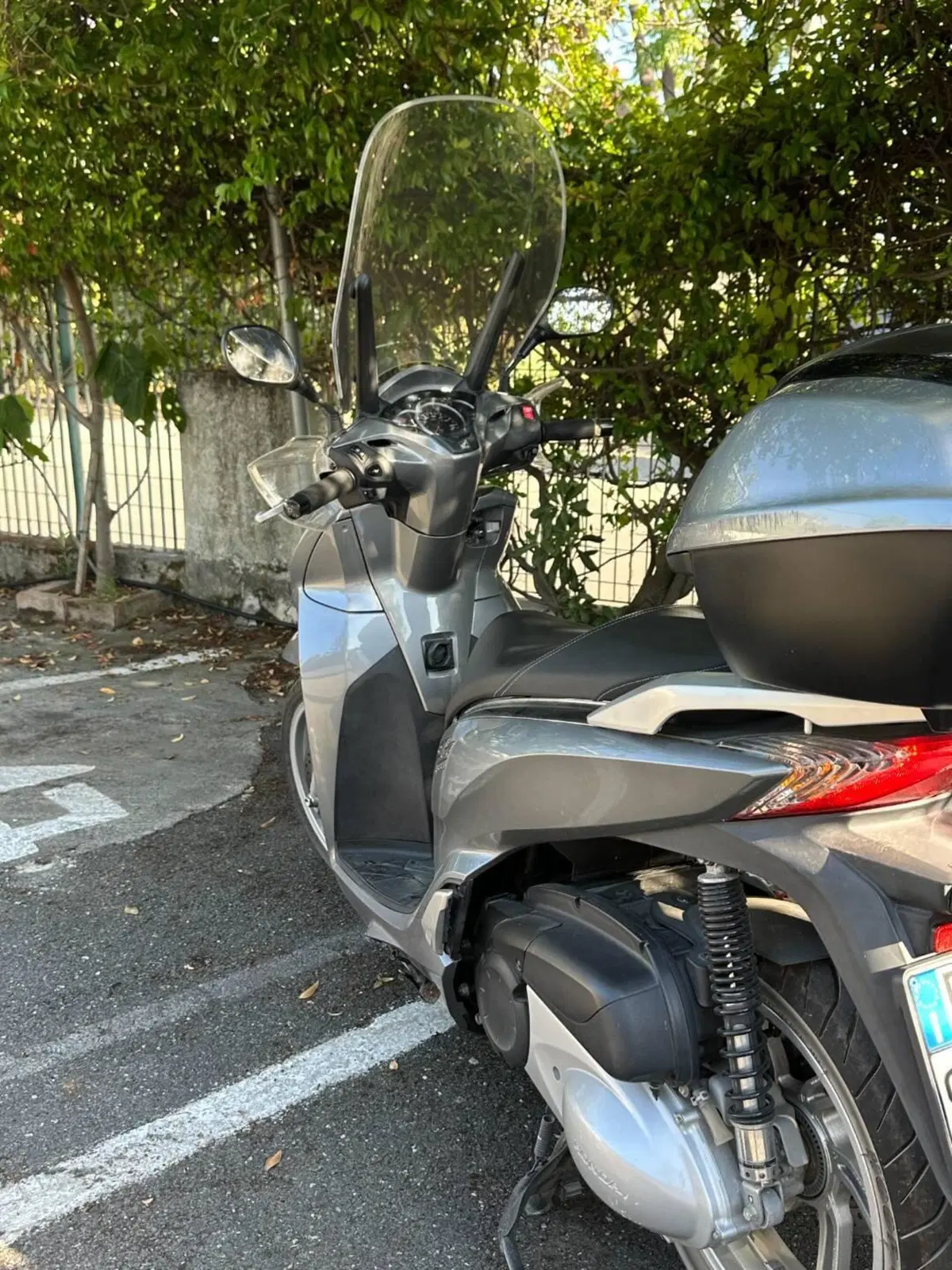 Honda SH 300 i ABS (2016 - 20) (2)