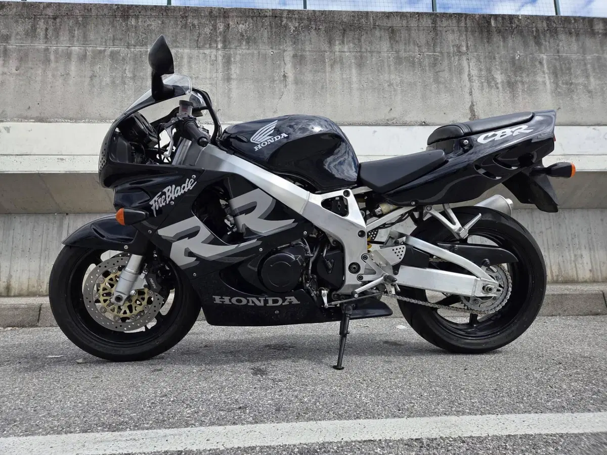 Honda cbr 900 rr fireblade FMI (6)