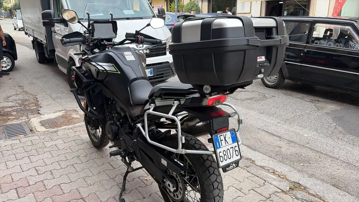 CFMOTO 800MT Sport (2022 - 26) (4)