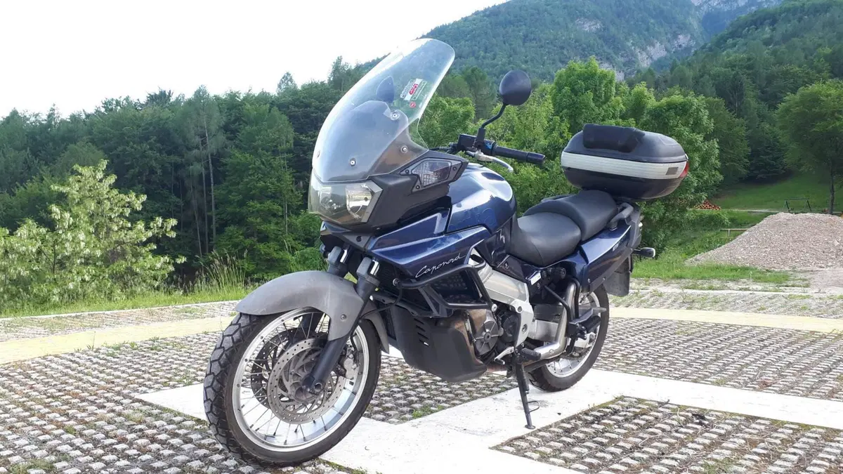 Aprilia Caponord ETV 1000 (2)