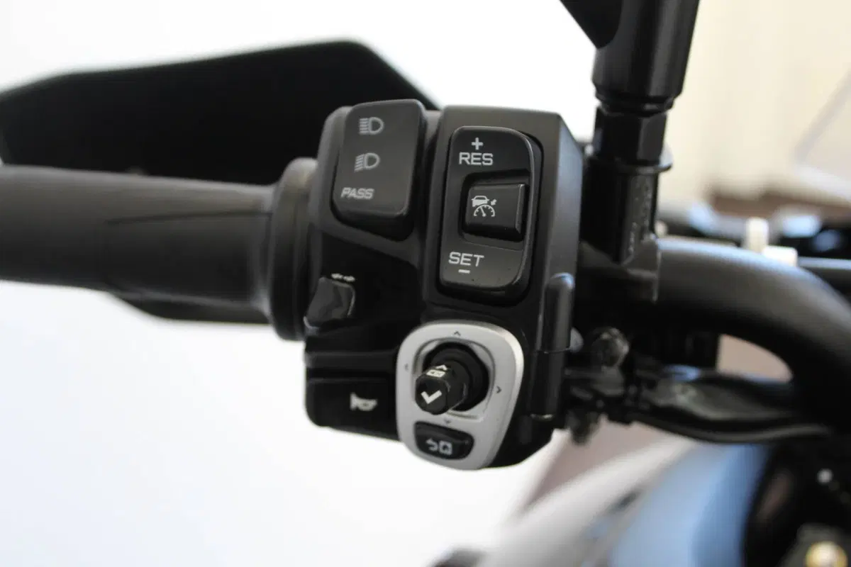 Yamaha Tracer 9 GT+ (2023 - 24) (5)