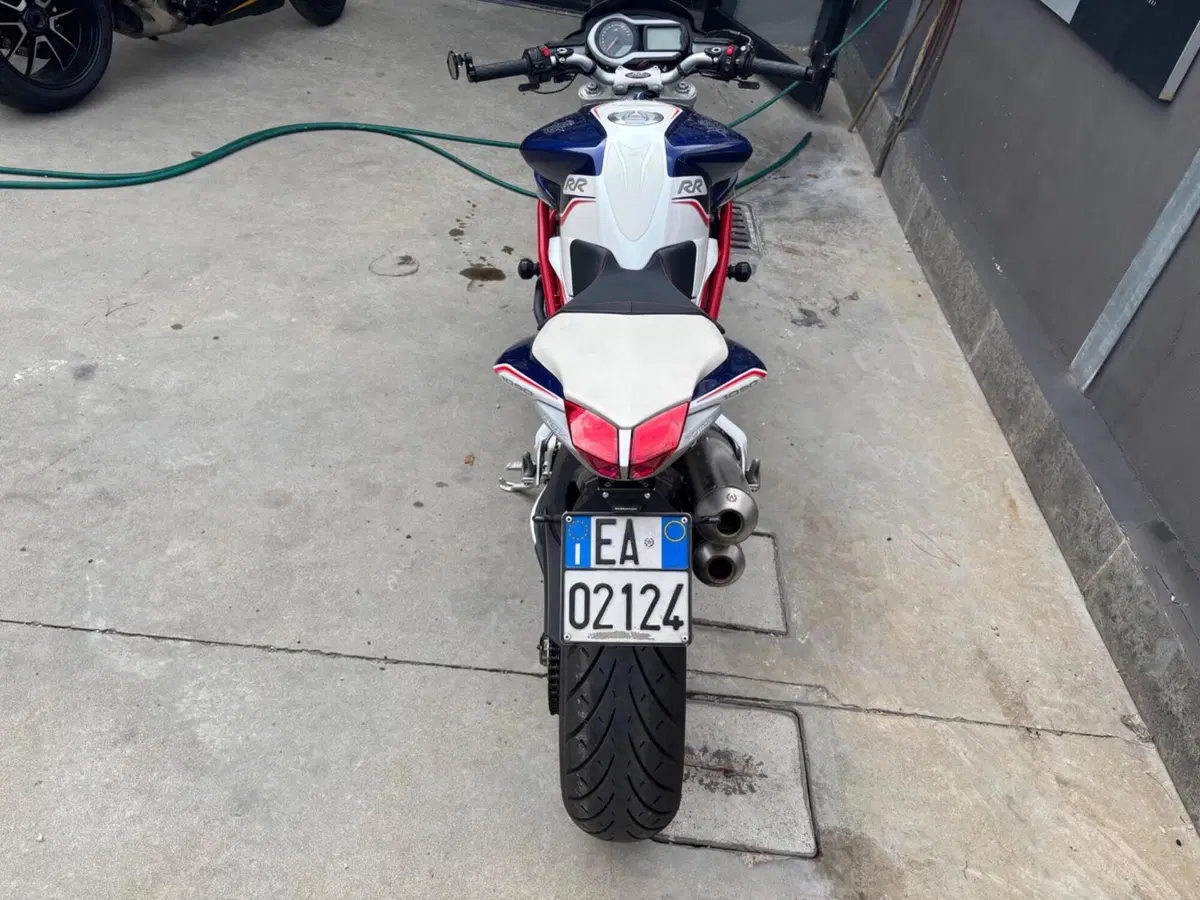 MV Agusta Brutale 1090 RR (2009 - 15) (6)