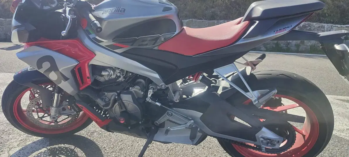 Aprilia Tuono 660 (2021 - 25)