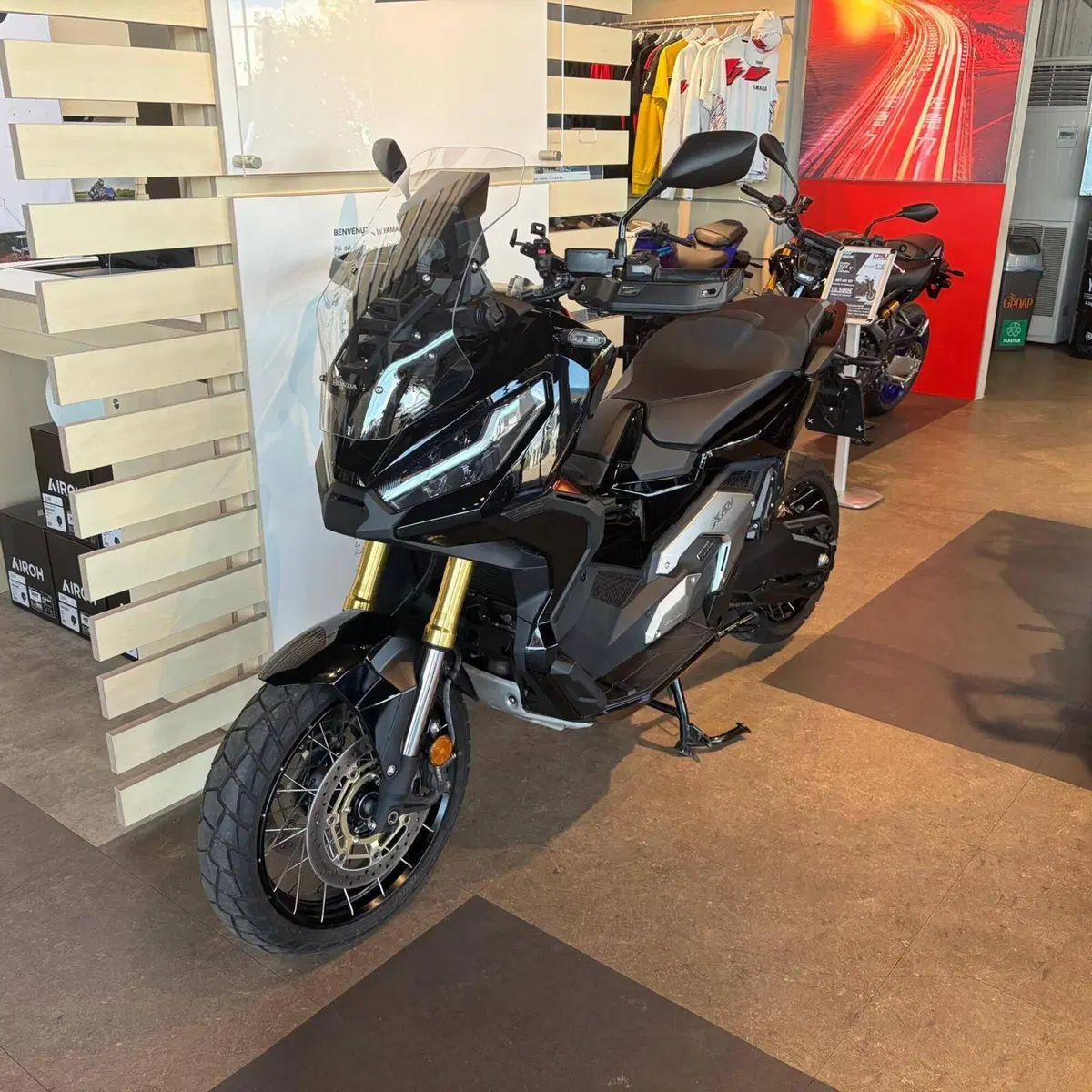 Honda X-ADV 750 DCT (2021 - 24) (9)