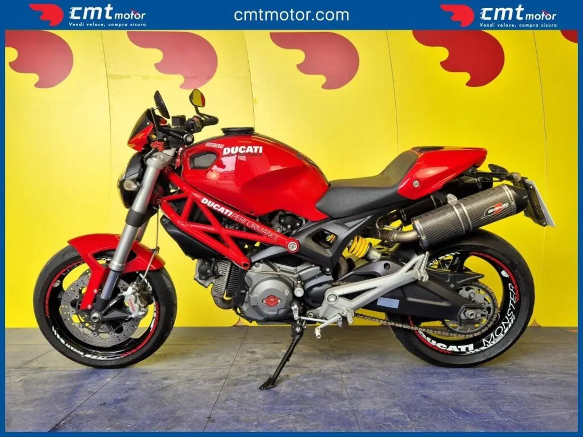 Ducati Monster 696 (2008 - 13) (3)