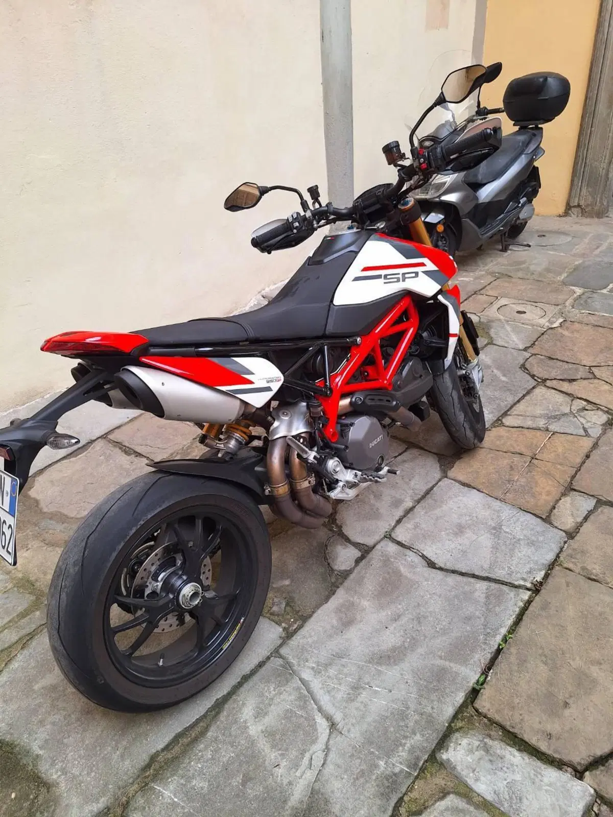Ducati Hypermotard 950 SP (2022 - 25) (2)