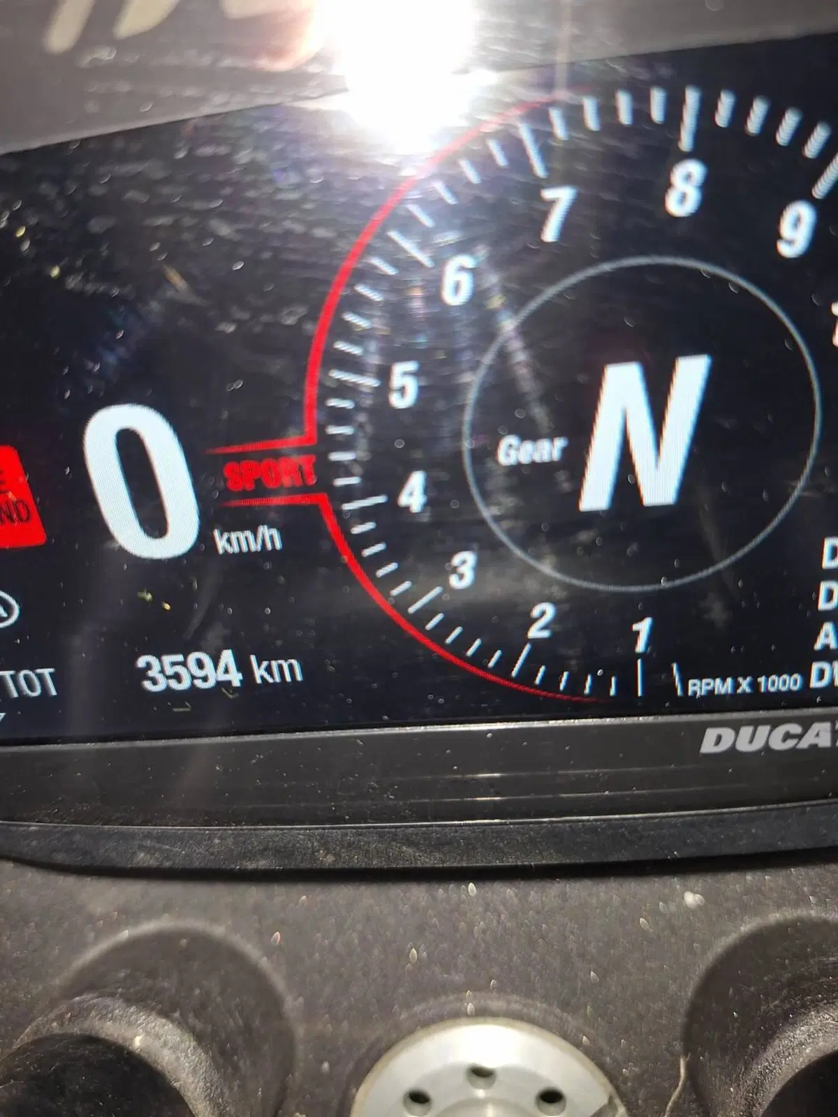 Ducati Hypermotard 950 SP (2022 - 25) (6)