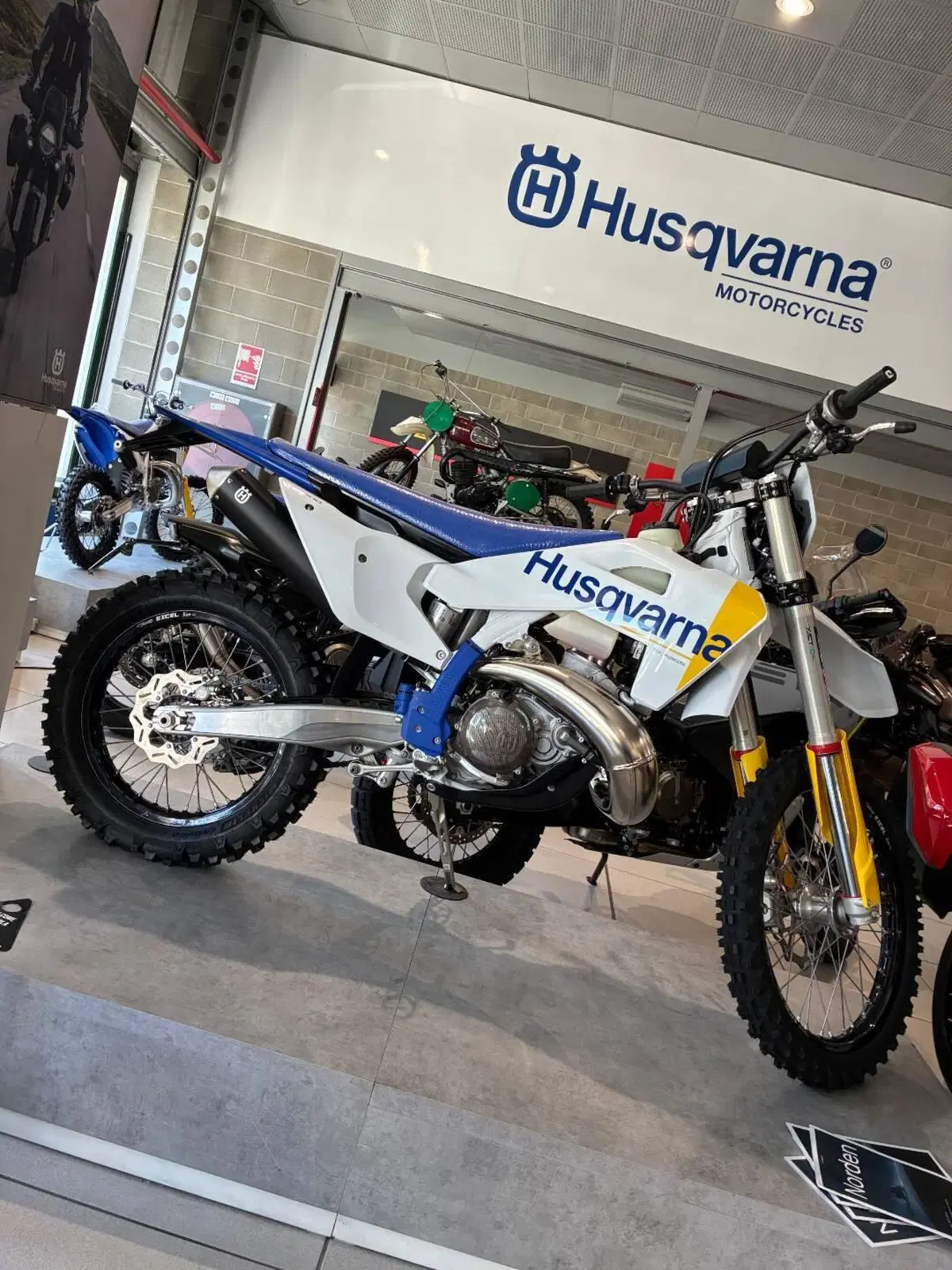 Husqvarna TE 300 (2027)
