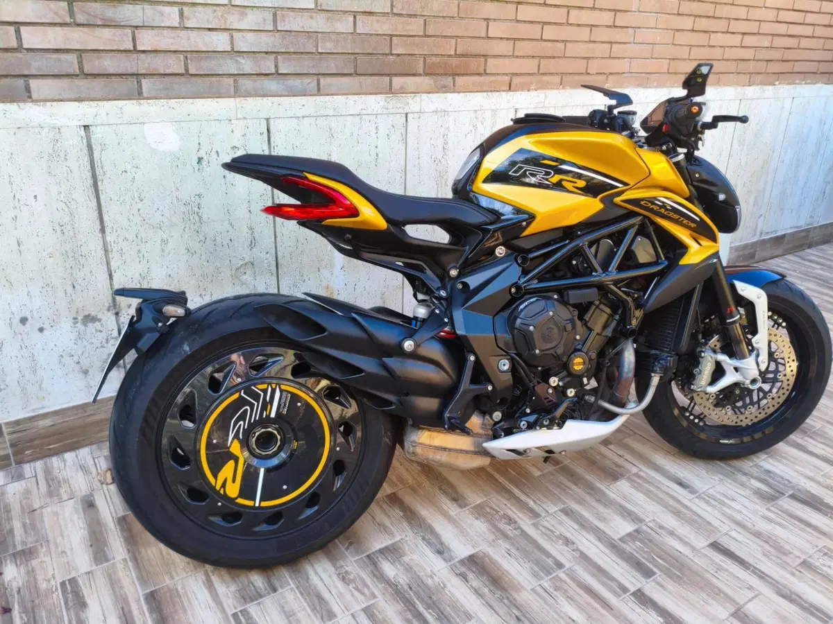 MV Agusta Dragster 800 RR SCS (2021 - 25) (3)