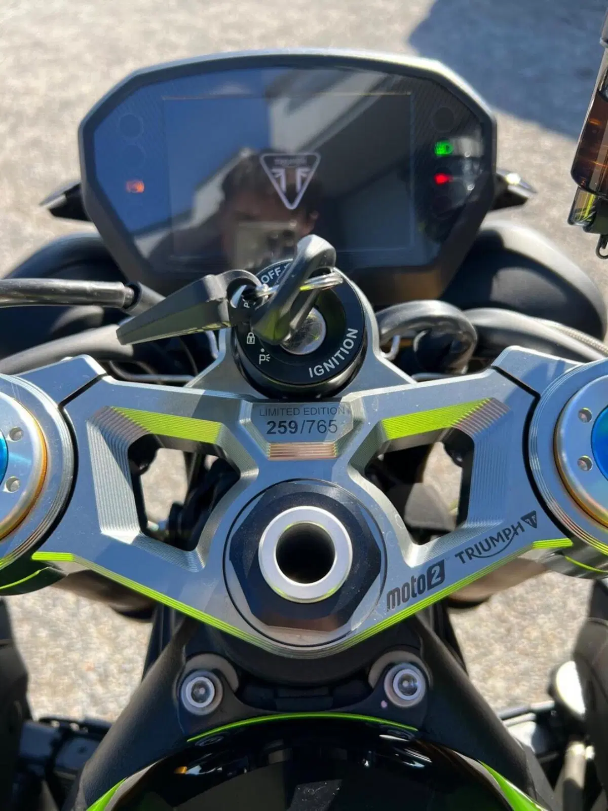 Triumph Street Triple 765 Moto2 Edition (2023 - 24) (5)