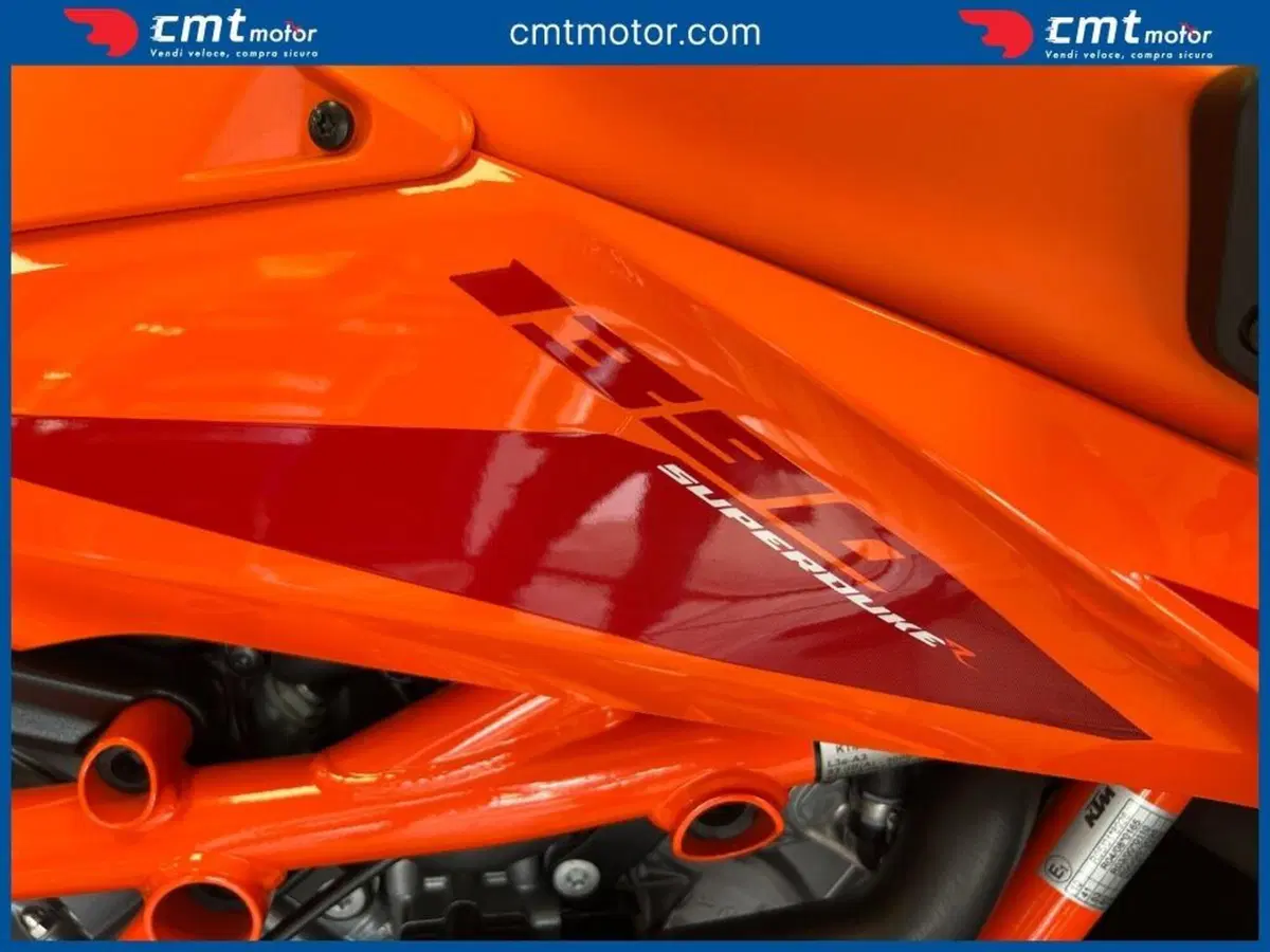 KTM 1390 Super Duke R (2024 - 26) (14)