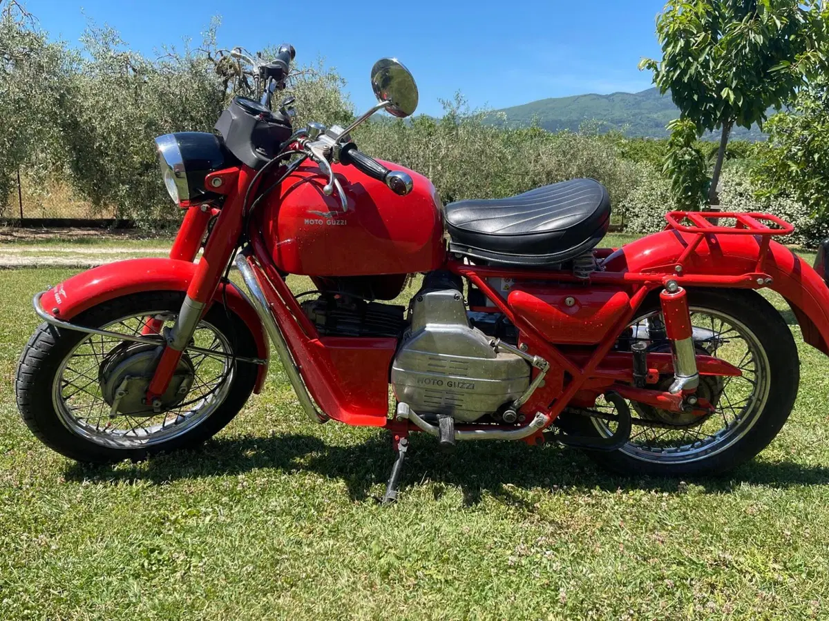 Moto Guzzi nuovo falcone