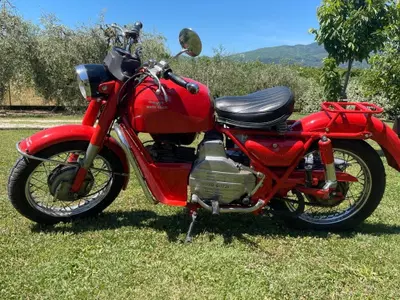 Moto Guzzi nuovo falcone d'epoca