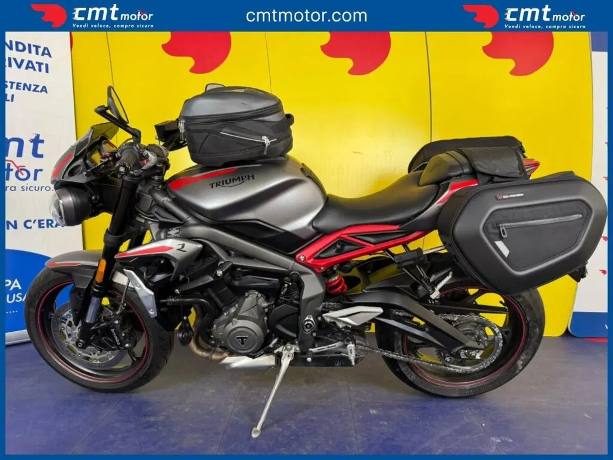 Triumph Street Triple R (2020 - 22) (3)