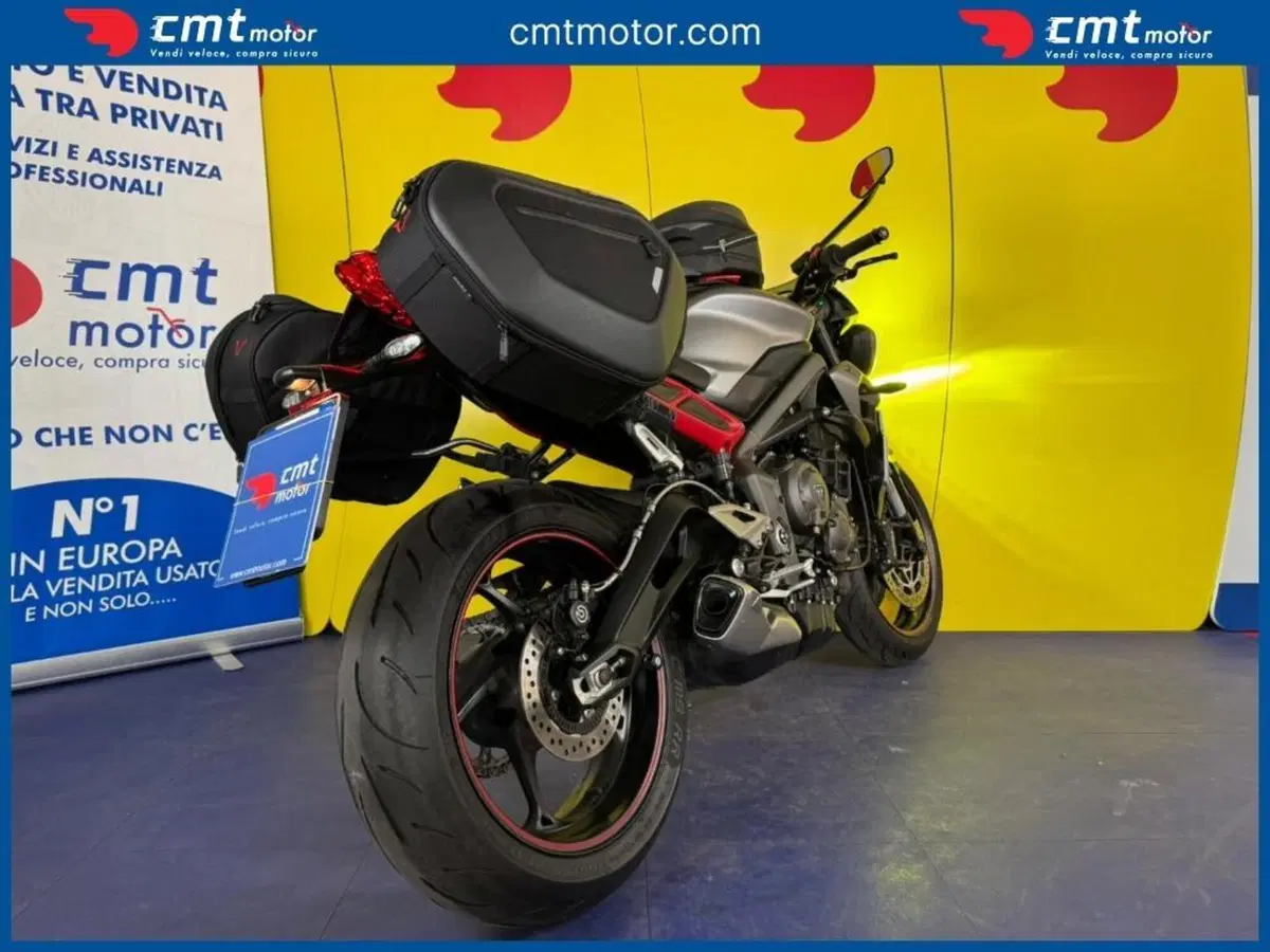 Triumph Street Triple R (2020 - 22) (4)