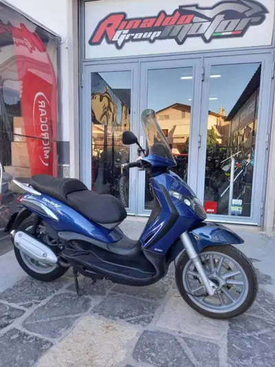 Piaggio Beverly 250 (2004 - 05) usata