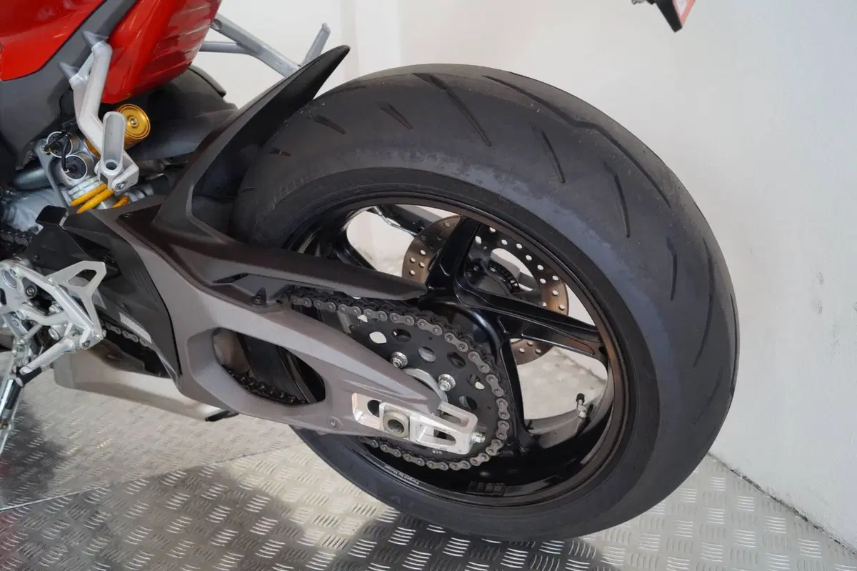 Ducati Streetfighter V4 S (2025 - 26) (6)