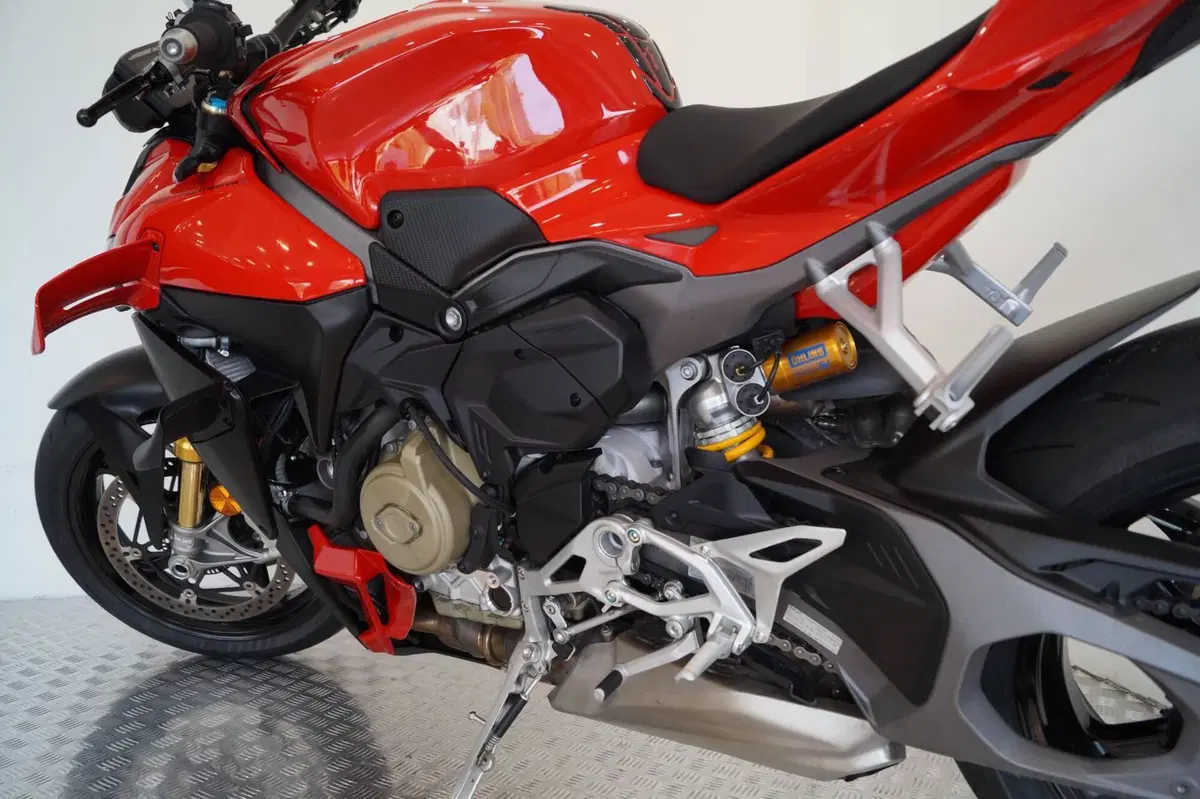 Ducati Streetfighter V4 S (2025 - 26) (7)