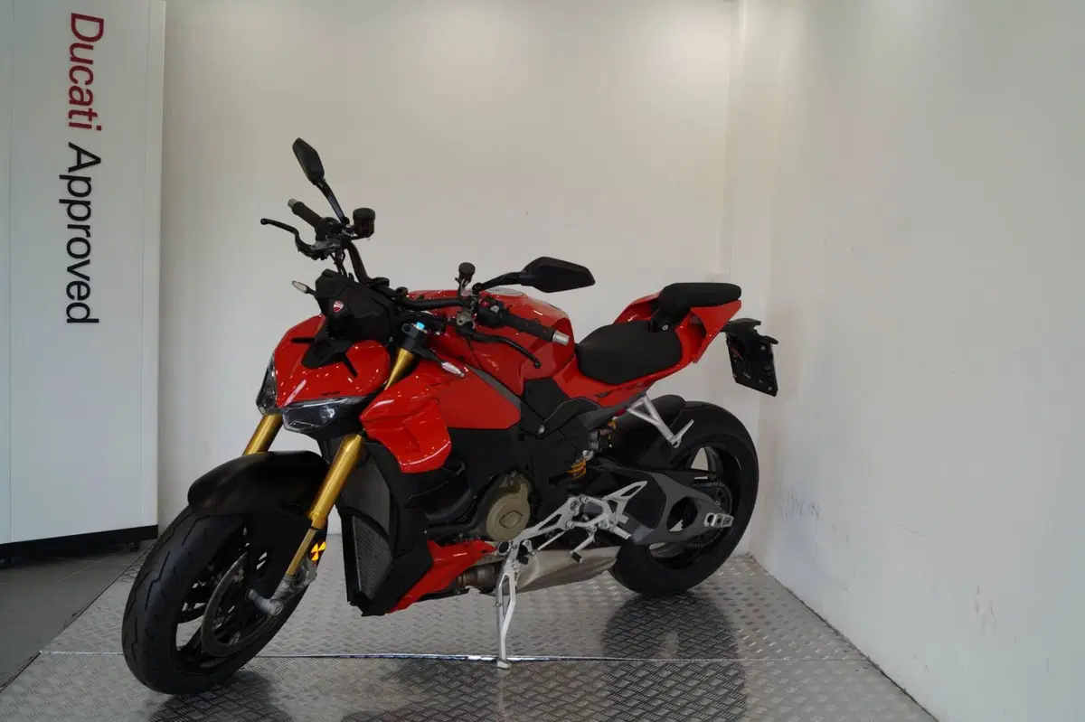 Ducati Streetfighter V4 S (2025 - 26) (2)