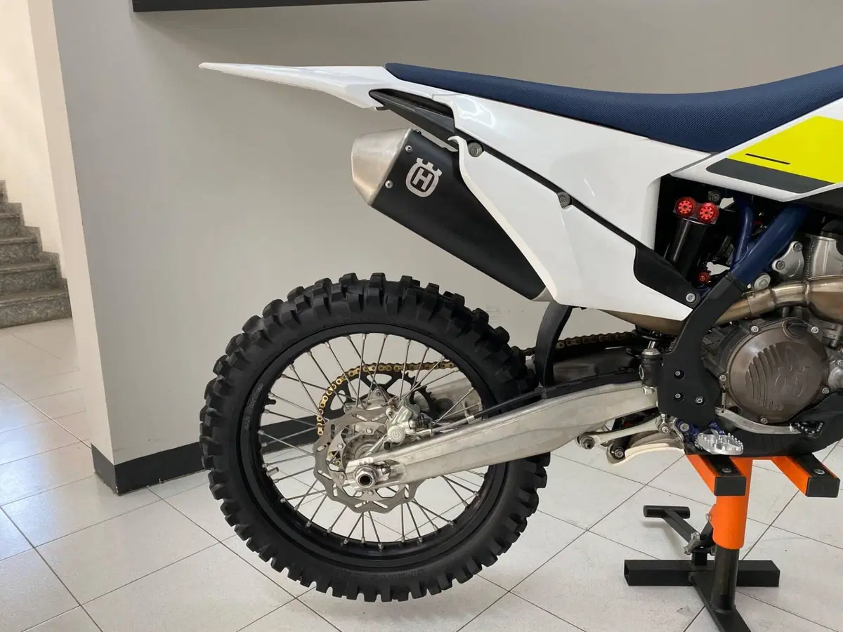 Husqvarna FC 250 (2022) (3)