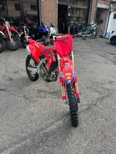 Honda CRF 250R (2023) usata