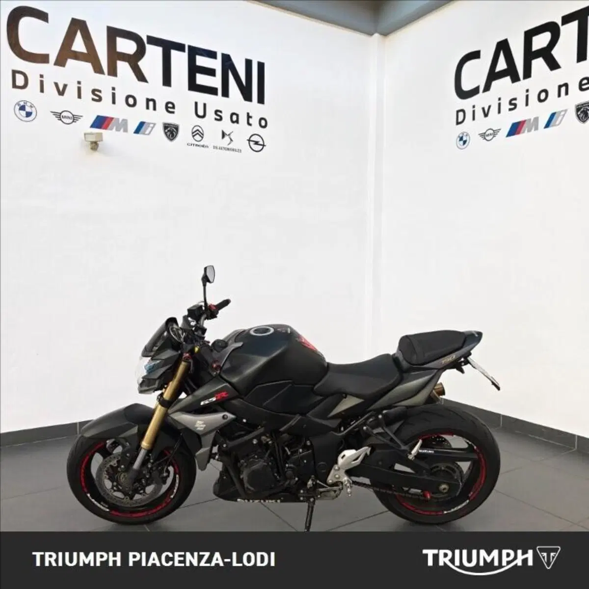 Suzuki GSR 750 ABS (2010 - 17) (3)