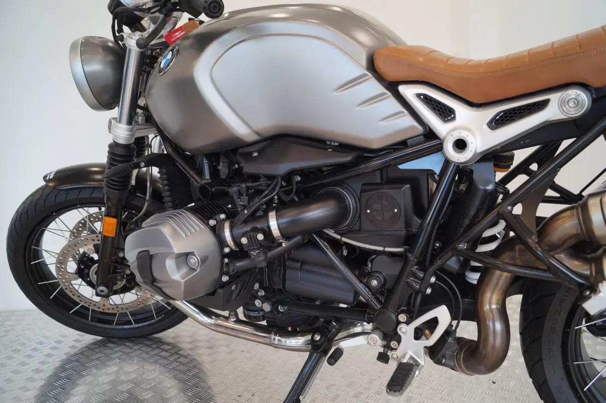 Bmw R nineT 1200 Scrambler (2016 - 20) (6)