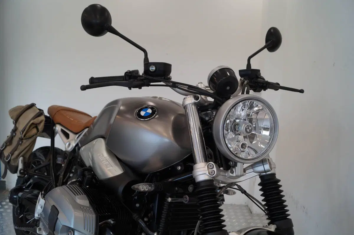 Bmw R nineT 1200 Scrambler (2016 - 20) (11)