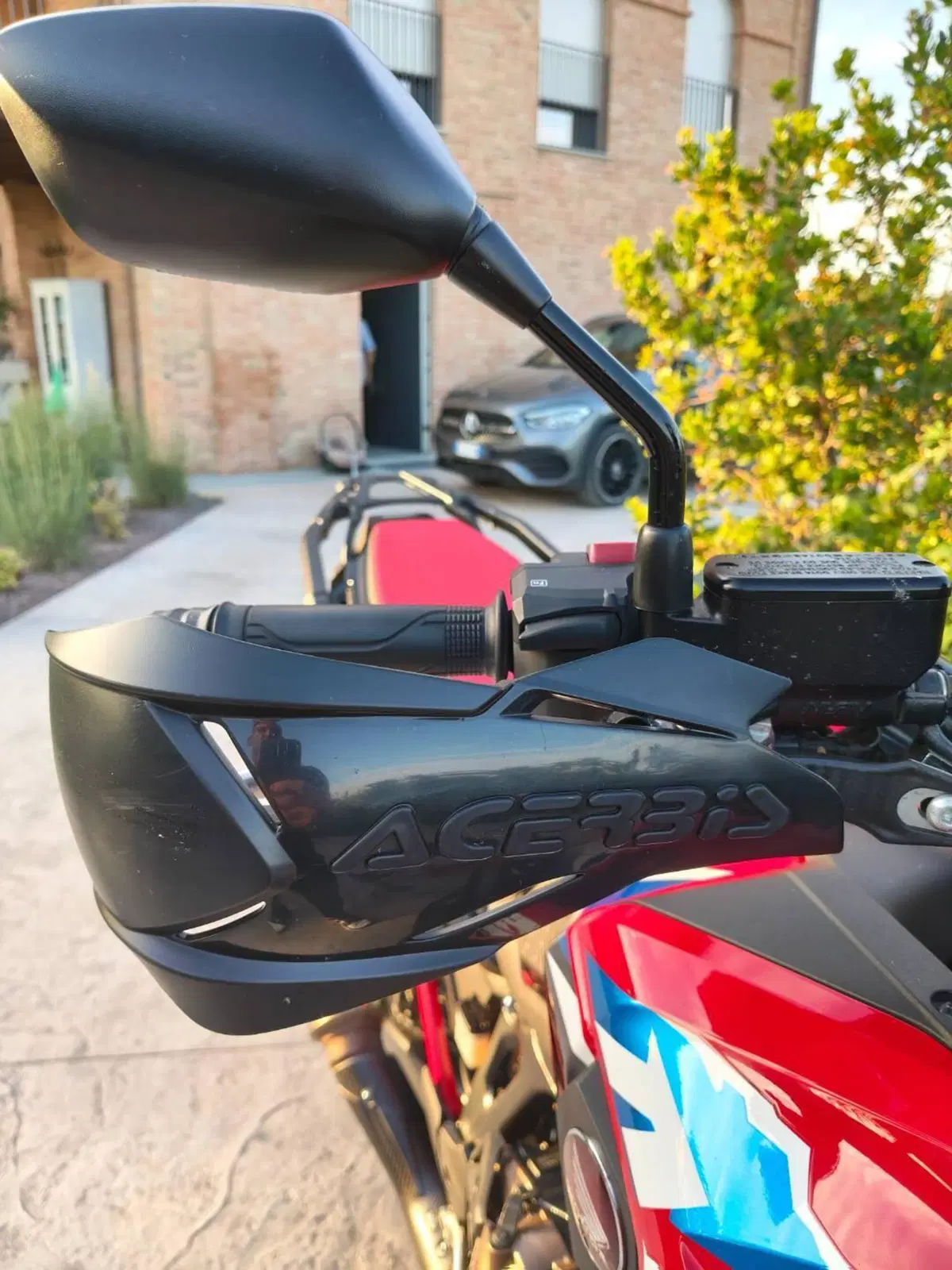 Honda Africa Twin CRF 1100L (2024 - 26) (4)