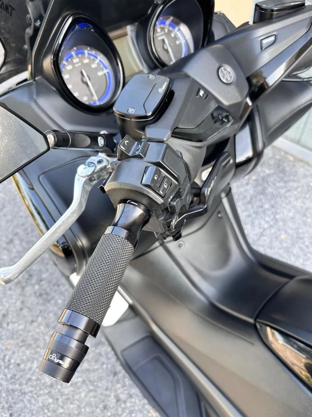 Yamaha T-Max 530 SX (2017 - 19) (6)